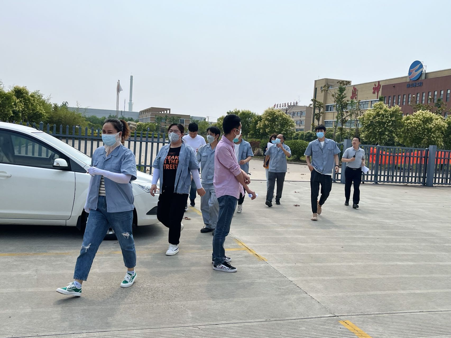 1655365104778055226.jpg c2cf143a0a8d0b88b0f9a222a4fcaa3.jpg